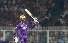 KKR Venkatesh Iyer IPL 2025 : शाहरुख खानला होतोय पश्चाताप... ज्या पठ्ठ्यासाठी 24 कोटी मोजले, तोच खेळाडू देतोय टांग