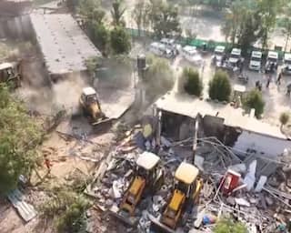 Ahmedabad Chandola demolition issue reaches High Court, know what the petitioner demanded | Demolition: અમદાવાદ ચંડોળા ડિમોલિશનનો મુદ્દો હાઇકોર્ટ પહોંચ્યો, જાણો અરજદારે શું કરી માંગણી