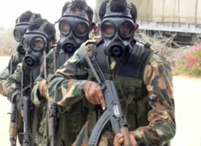 ਪਹਿਲਗਾਮ ਅੱਤਵਾਦੀ ਹਮਲੇ ਤੋਂ ਬਾਅਦ ਭਾਰਤ ਅਤੇ ਪਾਕਿਸਤਾਨ ਵਿਚਕਾਰ ਜੰਗ ਵਰਗੇ ਹਾਲਾਤ ਦਿਖਾਈ ਦੇ ਰਹੇ ਹਨ। ਇਸ ਨਾਲ ਦੋਵਾਂ ਦੇਸ਼ਾਂ ਵਿਚਕਾਰ ਤਣਾਅ ਵਧ ਗਿਆ ਹੈ।