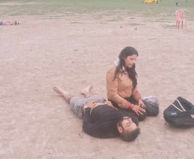 बता दें कि मंगलवार, 22 अप्रैल को पहलगाम में यह आतंकी हमला हुआ था. जिसमें 26 मासूम लोगों ने जान गंवा दी थी. इसके बाद से भारत-पाकिस्तान के बीच तनाव बढ़ा हुआ है. भारत लगातार पाकिस्तान के खिलाफ सख्त कदम उठा रहा है.