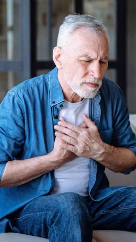 दिल की सेहत के लिए बेहद फायदेमंद होता है यह काला फल