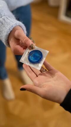 కండోమ్స్ ఎవరు తప్పక ఉపయోగించాలో తెలుసా?