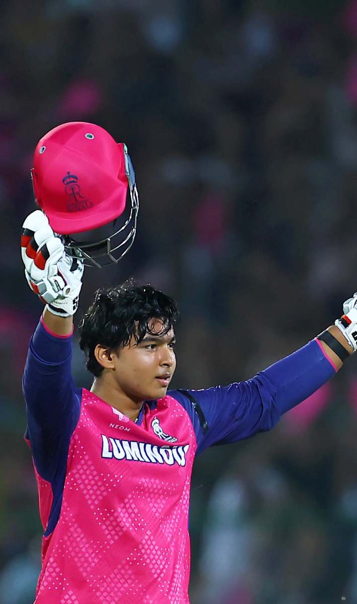 IPL में 14 साल के वैभव सूर्यवंशी ने इतिहास रच दिया है