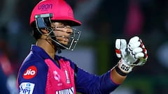 Vaibhav Suryavanshi: ৩ ঘণ্টা ঘুমোতেন মা, বাবা ছেড়ে দিয়েছিলেন কাজ! বৈভবের কাহিনি চমকে দেওয়ার মতো