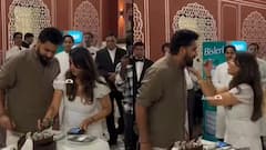 Rohit Sharma Birthday: રોહિત શર્માએ પત્ની સાથે સેલિબ્રેટ કર્યો 38મો જન્મદિવસ, ગળે લગાવી ખવડાવી કેક