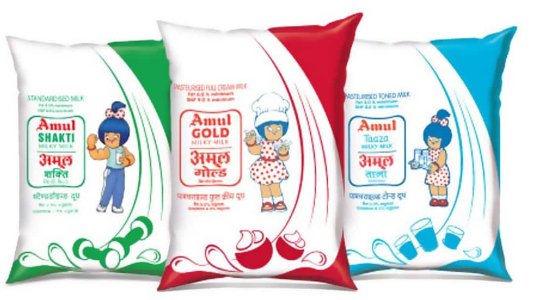 Milk Price Hike: अमूल ने बढ़ाए दूध के दाम, कल सुबह से लागू होंगी नई कीमतें, इतने रुपये में मिलेगा एक लीटर दूध Amul Dairy has announced a price increase of 2 Rupees per liter for its milk products After Mother Dairy Milk Price Hike: अमूल ने बढ़ाए दूध के दाम, कल सुबह से लागू होंगी नई कीमतें, इतने रुपये में मिलेगा एक लीटर दूध