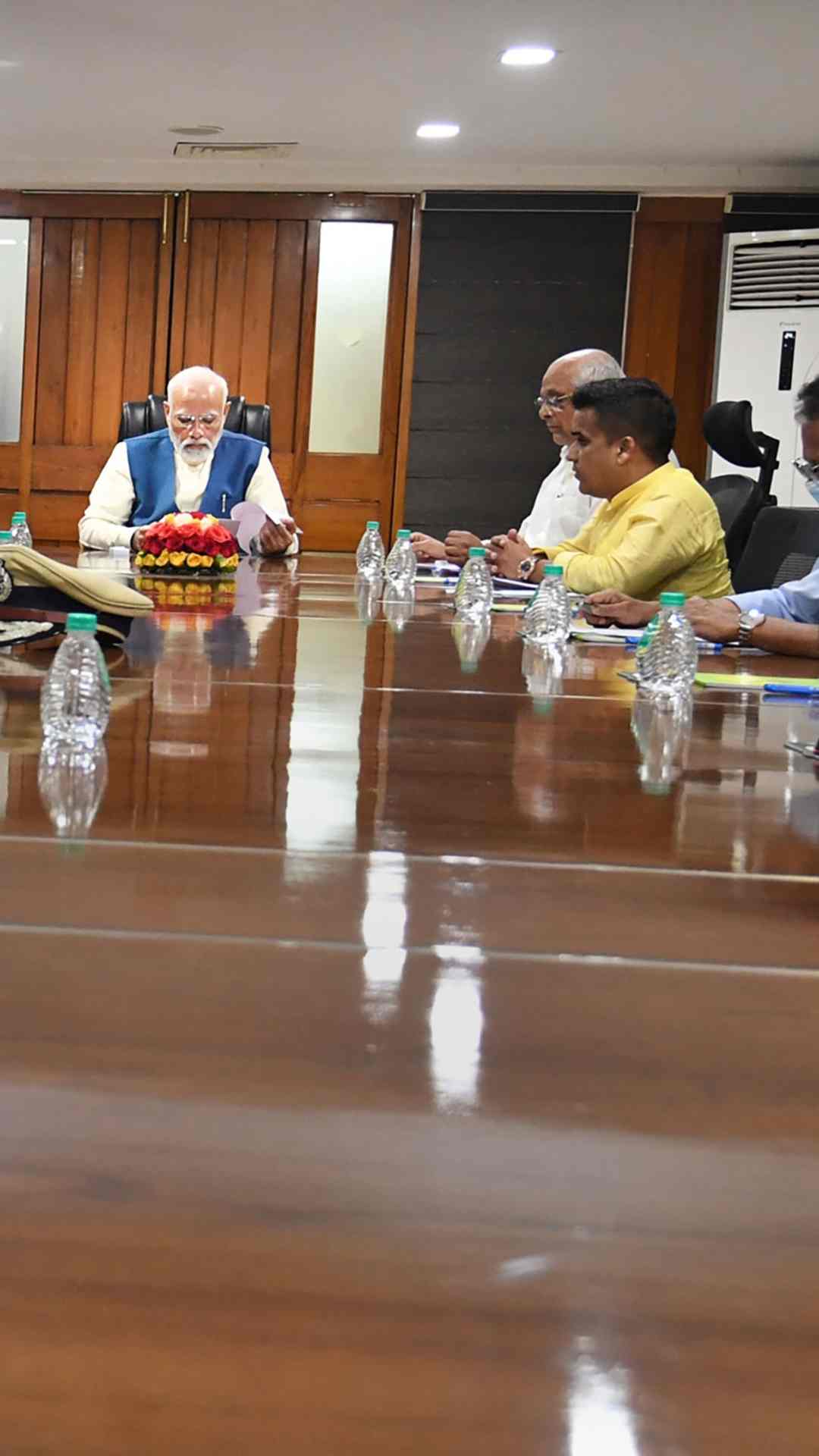 इसी बीच केंद्रीय मंत्री अश्विनी वैष्णव ने बताया कि सरकार ने जातीय जनगणना कराने का फैसला किया है