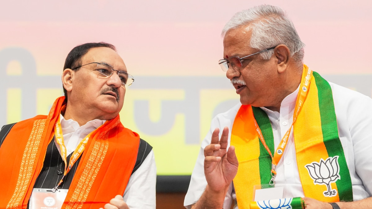 2025 के चुनाव को लेकर रोडमैप बनाने में जुटी BJP, बिहार दौरे पर आए BL संतोष, क्या कुछ है प्लान?