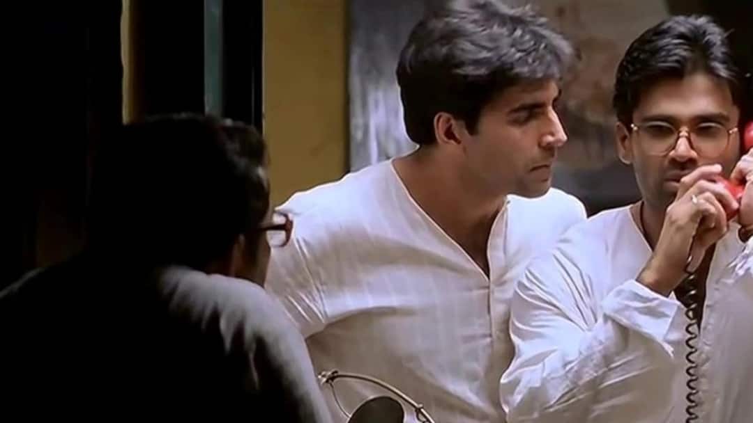 suniel shetty calls akshay kumar starrer hera pheri patriotic Suniel Shetty Calls Hera Pheri ‘Deshbhakti Film’, Talks About Comparison With Akshay Kumar: ‘My Film Tickets Don’t Sell'