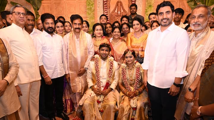 Revanth Reddy and Nara Lokesh attended wedding ceremony of Devineni Umamaheswara Raos son in vijayawada | Revanth Reddy Lokesh Meeting: మాజీ మంత్రి దేవినేని ఉమా కుమారుడి వివాహ వేడుకకు హాజరైన రేవంత్ ...