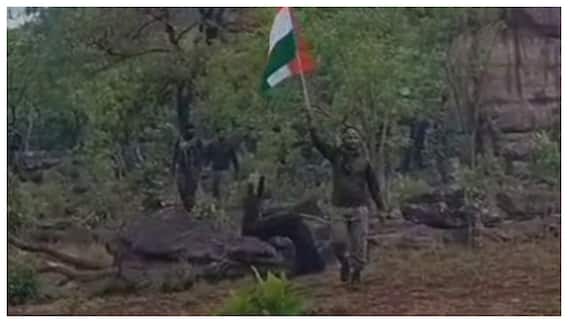 Maoist Latest News: కర్రెగుట్టలపై జాతీయ జెండా ఎందుకు ఎగరేశారు? దండకారణ్యం పట్టుచిక్కినట్టేనా?