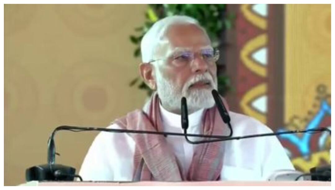 Caste Census : దేశవ్యాప్తంగా కులగణన- కేంద్రమంత్రి మండలి సంచలన నిర్ణయం Union Cabinet has given green signal to conduct caste census across the country Caste Census : దేశవ్యాప్తంగా కులగణన- కేంద్రమంత్రి మండలి సంచలన నిర్ణయం