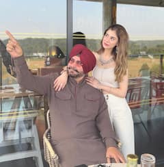 बॉलीवुड हसीनाओं को मात देती हैं नवजोत सिंह सिद्धू की बेटी राबिया, ये 7 ग्लैमरस तस्वीरें हैं गवाह