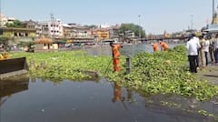 तब्बल 16 तासांच्या शोधकार्यानंतर नाशिकच्या रामकुंडातून गोदापात्रात वाहून गेलेल्या तरुणाचा मृतदेह सापडला, ओळख पटली