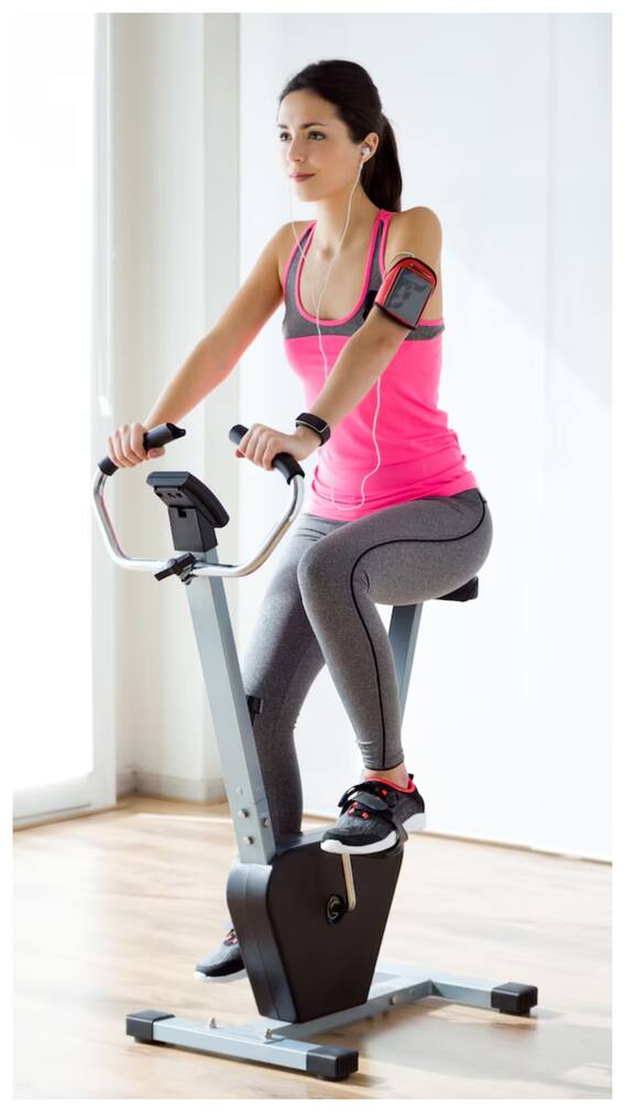 ट्रेडमिल पर बिल्कुल भी नहीं करनी चाहिए ये गलती