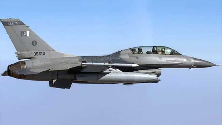 What happened with Pakistani pilot shahjajuddin who competed with Abhinandan varthaman अभिनंदन के साथ टक्कर लेने वाले पाकिस्तानी पायलट का क्या हुआ? जान लीजिए जवाब