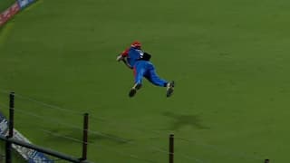 Viral Video:  క్యాచ్ ఆఫ్ ద టోర్నీ.. అద్భుత క్యాచ్ ప‌ట్టిన డీసీ ప్లేయ‌ర్.. సోష‌ల్ మీడియాలో చ‌ర్చ‌