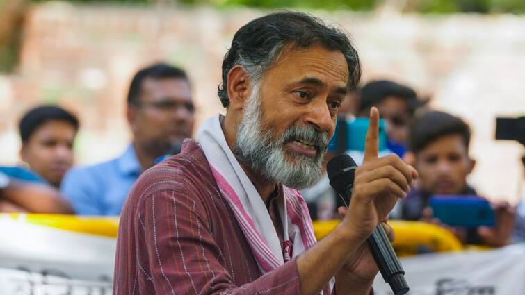 Pahalgam Attack Yogendra Yadav Said FIR should be filed against me too On Medusa FIR On post Neha Singh Rathore Hindu Muslim योगेंद्र यादव ने पहलगाम हमले के बाद क्यों की खुद पर FIR करने की मांग? कहा- 'हिंदू हो या...'