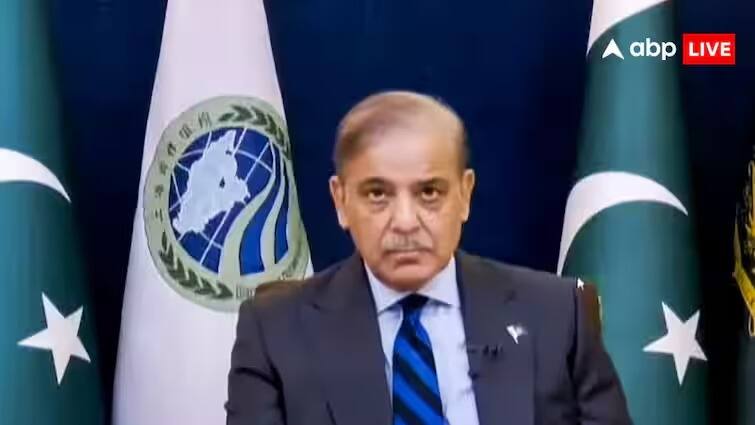 এখনই ৩৪০ টাকায় চাল, ৮০০ টাকায় মুরগি ! যুদ্ধ হলে হাতে কী থাকবে পাকিস্তানের ? এখনই ৩৪০ টাকায় চাল, ৮০০ টাকায় মুরগি ! যুদ্ধ হলে হাতে কী থাকবে পাকিস্তানের ?