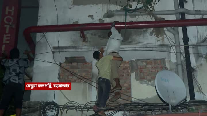 মুম্বইয়ের বাসিন্দা শ্যাম ৩০১ নম্বর ঘরে ছিলেন। যখন আগুন লাগে, তখন তিনি ঘরে ঘুমোচ্ছিলেন। ৪ ঘণ্টা পর দমকল গিয়ে তাঁকে উদ্ধার করে। আগুনের গ্রাস থেকে কীভাবে বাঁচলেন তা নিজেও বুঝতে পারছেন না শ্যাম।