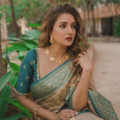 Rupali Bhosale : अस्सल मराठमोळं सौंदर्य; महाराष्ट्र दिनी पाहा रुपाली भोसलेचा मराठमोळा अंदाज!