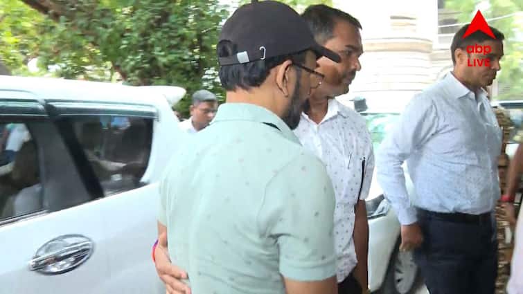 রিপোর্ট গিয়েছে বিদেশ মন্ত্রকে, এবার IB-র স্ক্যানারে ধৃত পাক নাগরিক আজাদ মল্লিক
