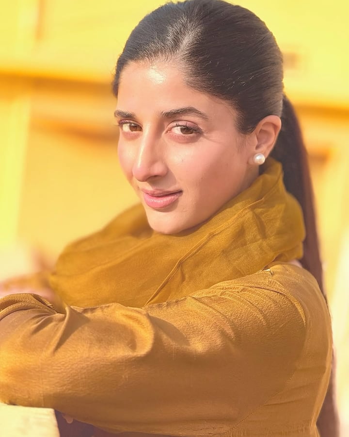 Pakistani actress Mawra Hocane is once again winning hearts on Instagram, this time with her latest sunkissed pictures that radiate effortless grace and elegance.