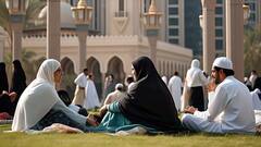 अगले 35 सालों में दुनिया पर होगा इस्लाम का राज! तेजी से बढ़ेगी मुसलमानों की जनसंख्या, जानें हिंदू समेत बाकियों का क्या होगा?