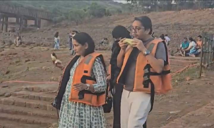 राज्यभरात वाढलेला तापमानाचा उच्चांक आणि उष्णतेचा चटका आता असह्य होत असताना पर्यटकांची पावलं थंड हवेच्या जागांकडे वळली आहेत.