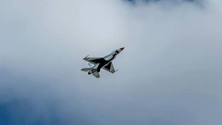 इस विमान का इस्तेमाल आमतौर पर किसी देश की वायुसेना या फिर नौसेना के द्वारा किया जाता है. ये अपनी स्पीड के लिए भी जाने जाते हैं.