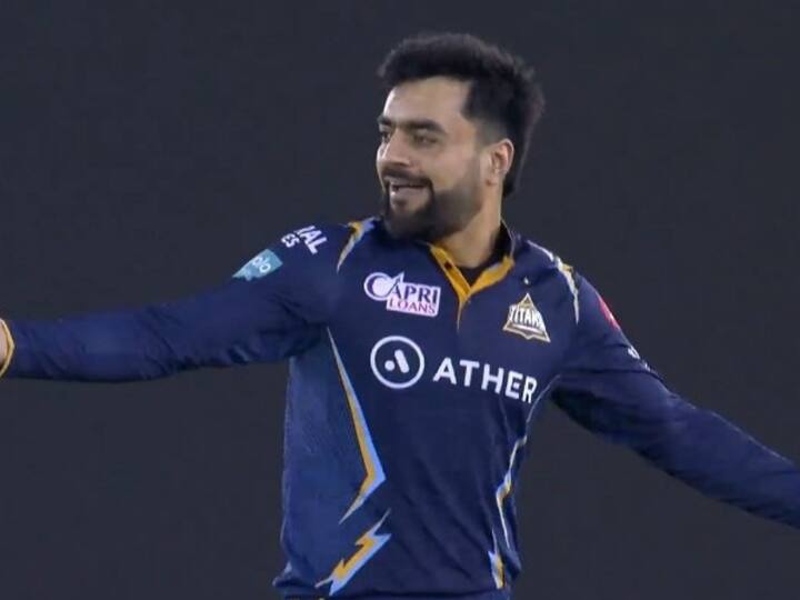 ऊपर दिए गए नामों के अलावा आईपीएल में हैट्रिक लेने वाले गेंदबाज हैं- लक्ष्मीपति बालाजी, मखाया एंटिनी, प्रवीण कुमार, अजीत चंडीला, सुनील नरेन, प्रवीण ताम्बे, शेन वॉटसन, अक्षर पटेल, सैमुअल बद्री, एंड्रू टाई, जयदेव उनादकट, सैम कुर्रन, श्रेयस गोपाल, हर्षल पटेल, रशीद खान.