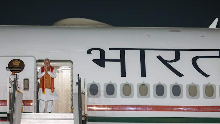 प्रधानमंत्री के निजी सचिव बनने का सपना? जानिए कैसे होती है चयन प्रक्रिया और कितनी पढ़ाई है जरूर