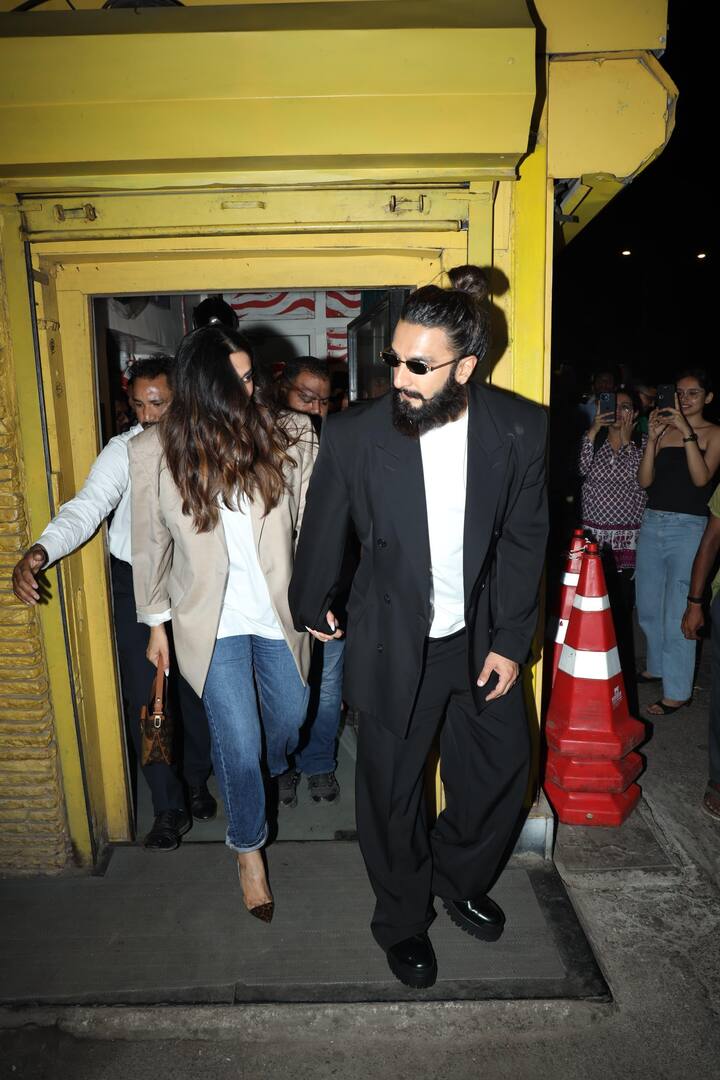 Deepika jokingly commented on Mosseri's post, saying,