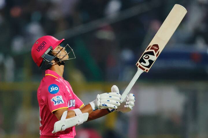 वैभव आऊट झाल्यामुळे राजस्थान रॉयल्सला नुकसान सहन करावे लागले. यशस्वी जैस्वालही 13 धावा करून बाद झाला.