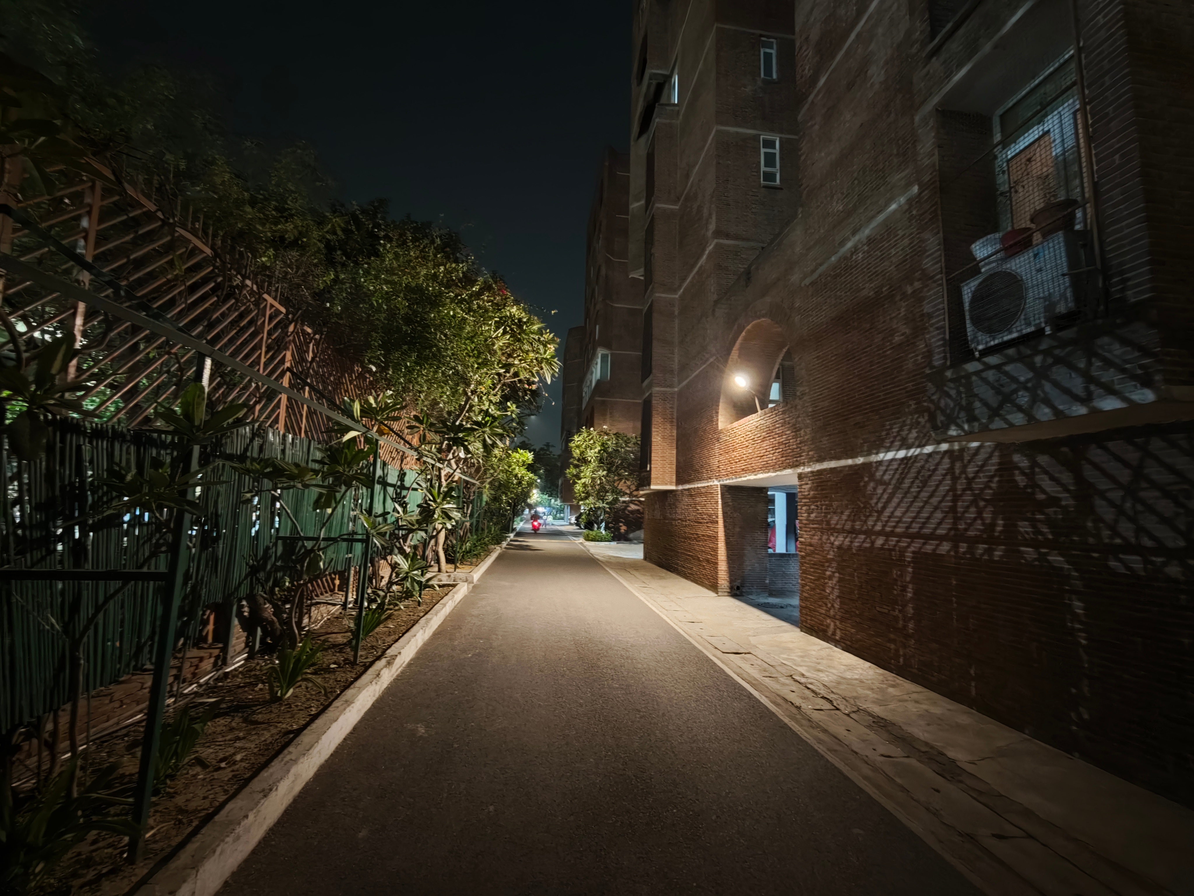 Xiaomi 15 Ultra Review: A Leica Camera That Just Happens To Be A Phone
