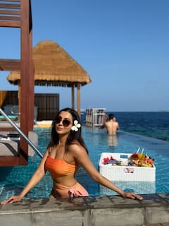 Parvati Nair: நடிகை பார்வதி நாயர் ஹனி மூனுக்கு எங்க போய் இருக்காங்க தெரியுமா? வைரலாகும் போட்டோஸ்!