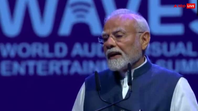 पीएम मोदी ने किया WAVES समिट का उद्घाटन, कहा- ‘सिनेमा देश की संस्कृति की आवाज है’