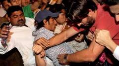 ਆਈਪੀਐੱਲ ਵਿਚਾਲੇ ਦਿੱਗਜ ਕ੍ਰਿਕਟਰ 'ਤੇ ਥੱਪੜਾਂ ਦੀ ਬਰਸਾਤ, ਪਬਲਿਕ ਨੇ ਇੰਝ ਘੇਰਿਆ; ਬੁਰੀ ਤਰ੍ਹਾਂ ਚਾੜ੍ਹਿਆ ਕੁਟਾਪਾ; ਵੇਖੋ ਵੀਡੀਓ...