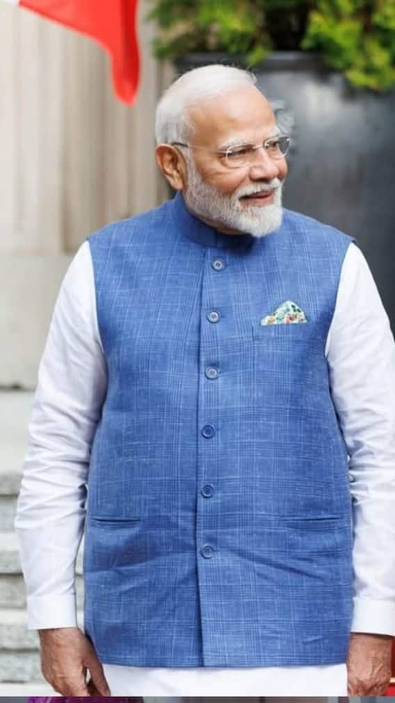 PM मोदी ने कब बनवाया था अपना आधार कार्ड