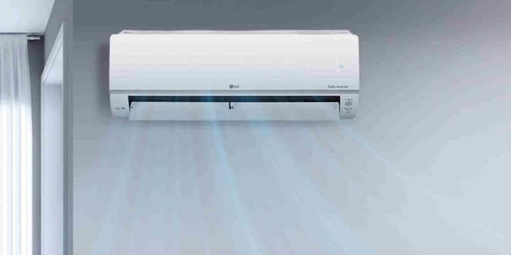 ૧. LG ૧.૫ ટન ડ્યુઅલ ઇન્વર્ટર સ્પ્લિટ AC: આ AC ની મૂળ કિંમત ₹૭૮,૯૯૦ છે, પરંતુ SASA સેલમાં તે ફક્ત ₹૩૬,૪૯૦ માં ઉપલબ્ધ છે. આનો અર્થ છે કે તમને સીધું ૫૫ ટકાનું જંગી ડિસ્કાઉન્ટ મળી રહ્યું છે. આ ઉપરાંત, ₹૧,૦૦૦ ની બેંક ઓફર અને જૂના AC પર ₹૫,૬૦૦ સુધીનું એક્સચેન્જ બોનસ પણ ઉપલબ્ધ છે.