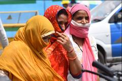 घराबाहेर पडताना धडकी भरतेय! महाराष्ट्रात तापमानाचा भडका, अकोला-सोलापूर सर्वात हॉट; तुमच्या शहरात किती अंश?