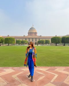 Neha Pendse : 'भाभीजी घर पर हैं' फेम नेहा पेंडसेचा ग्लॅमरस अंदाज; पाहा फोटो!