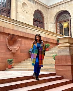 Neha Pendse : 'भाभीजी घर पर हैं' फेम नेहा पेंडसेचा ग्लॅमरस अंदाज; पाहा फोटो!