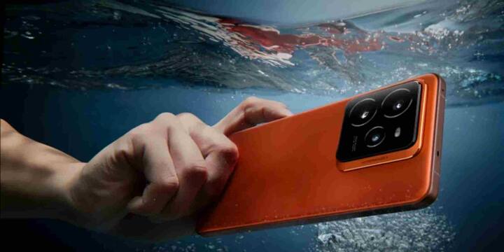 गेमिंग के शौकीनों के लिए Realme GT 7 एक तगड़ा विकल्प बन सकता है. Realme ने इस स्मार्टफोन का टीज़र अपने सोशल मीडिया पर शेयर किया है. फोन में MediaTek Dimensity 9400+ प्रोसेसर, 16GB तक रैम और 1TB स्टोरेज मिल सकता है. यह Android 15 पर आधारित Realme UI 6.0 ऑपरेटिंग सिस्टम पर कार्यट करेगा.