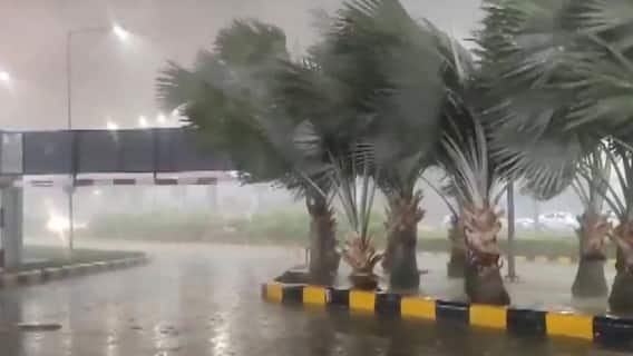 Weather Update: યૂપી, દિલ્લી સહિત આ રાજ્યોમાં ભારે પવન સાથે વરસાદની ચેતવણી, કશ્મીરમાં ભૂસ્ખલન