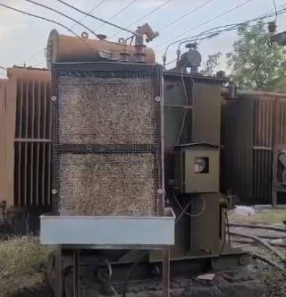 उन्हाची तीव्रता वाढली की विद्युत ट्रान्सफॉर्मरचे तापमान देखील वाढते.