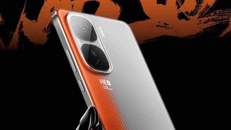 OnePlus से लेकर Samsung तक! इस महीने लॉन्च होने वाले हैं ये धांसू स्मार्टफोन्स, फटाफट चेक करें लिस्ट