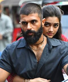 Kingdom: 'కింగ్‌డమ్' మూవీ స్టిల్స్... విజయ్ దేవరకొండతో భాగ్యశ్రీ బోర్సే క్యూట్ మూమెంట్స్‌