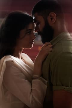 Kingdom: 'కింగ్‌డమ్' మూవీ స్టిల్స్... విజయ్ దేవరకొండతో భాగ్యశ్రీ బోర్సే క్యూట్ మూమెంట్స్‌