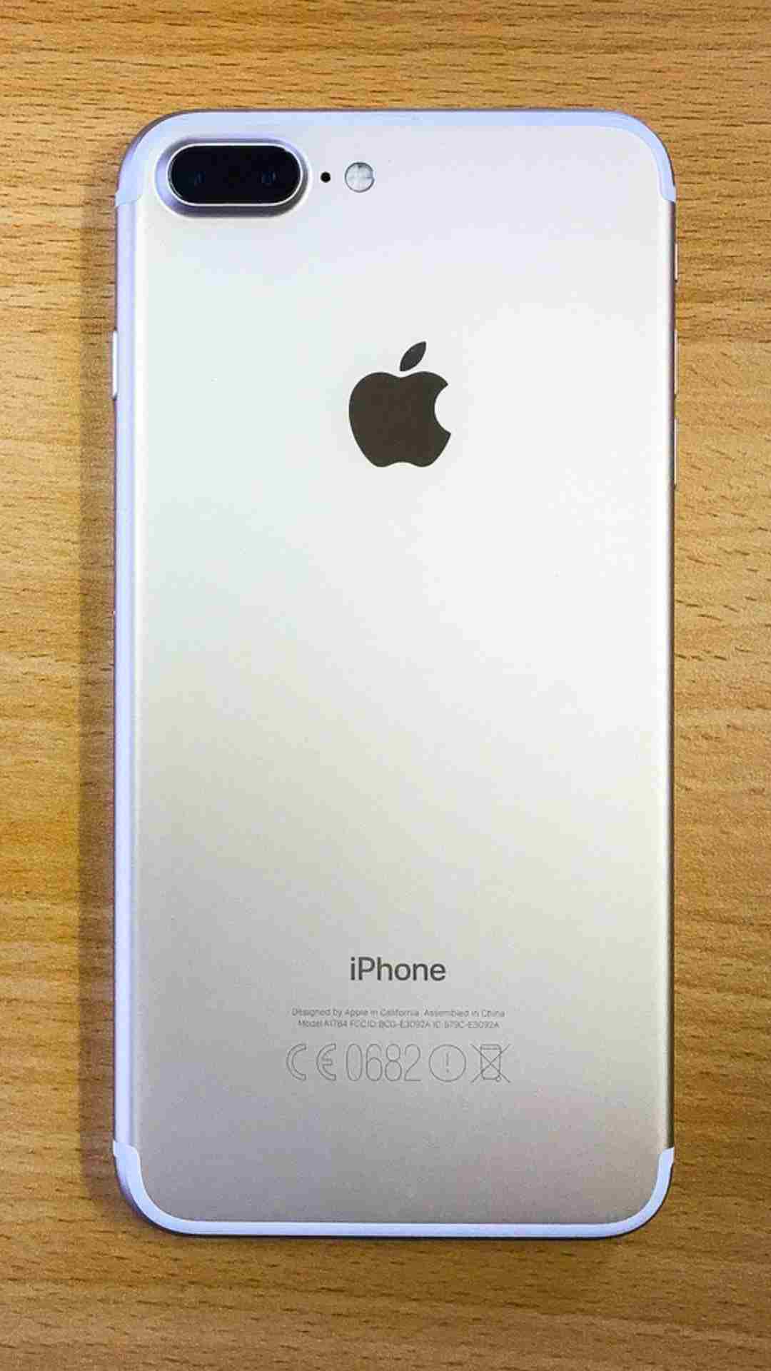 सिर्फ सितंबर में ही क्यों लॉन्च होते हैं iPhone?